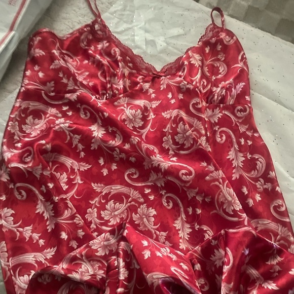 Adonna Feminine Red Lace Women's (Plus XXLg) Slip-dress/Sleep-dress Lingerie - Picture 9 of 11